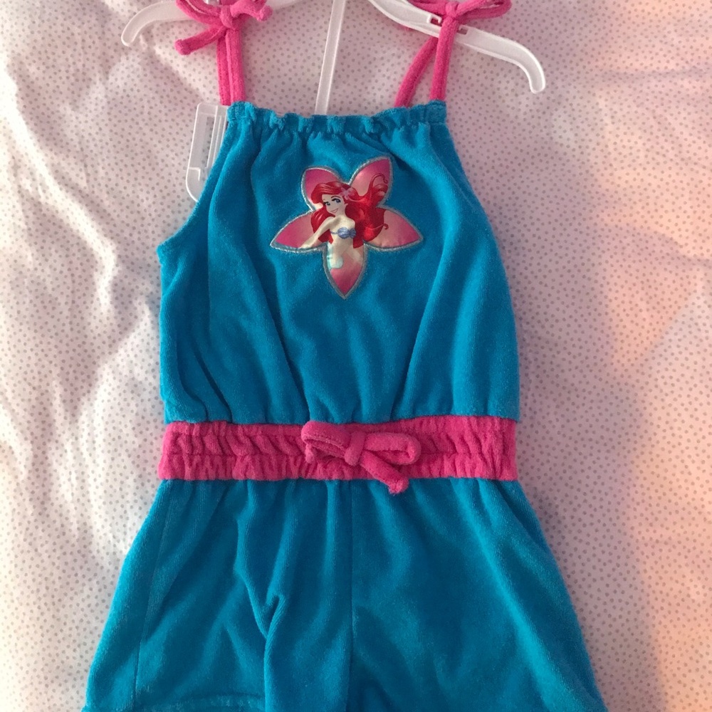 🍀2/$20 Disney Swimming cover up - 4T